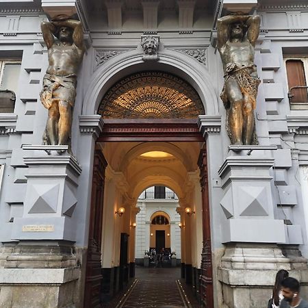 Apt503A Napoli Bagian luar foto
